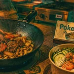 PokeWok Asian Street Food : wok fumant et poke bowl